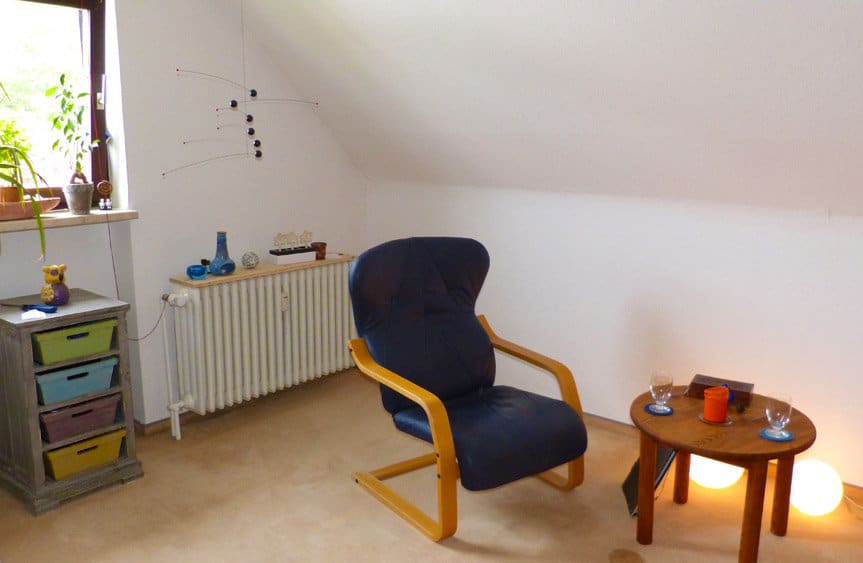 Therapiesessel Rückführungstherapieraum